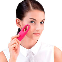 IRIS ™   IRIS ™   2